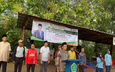 Kepala MTs Negeri 4 Bogor Membuka Kegiatan LDKS di Buper Karangkitri Bekasi